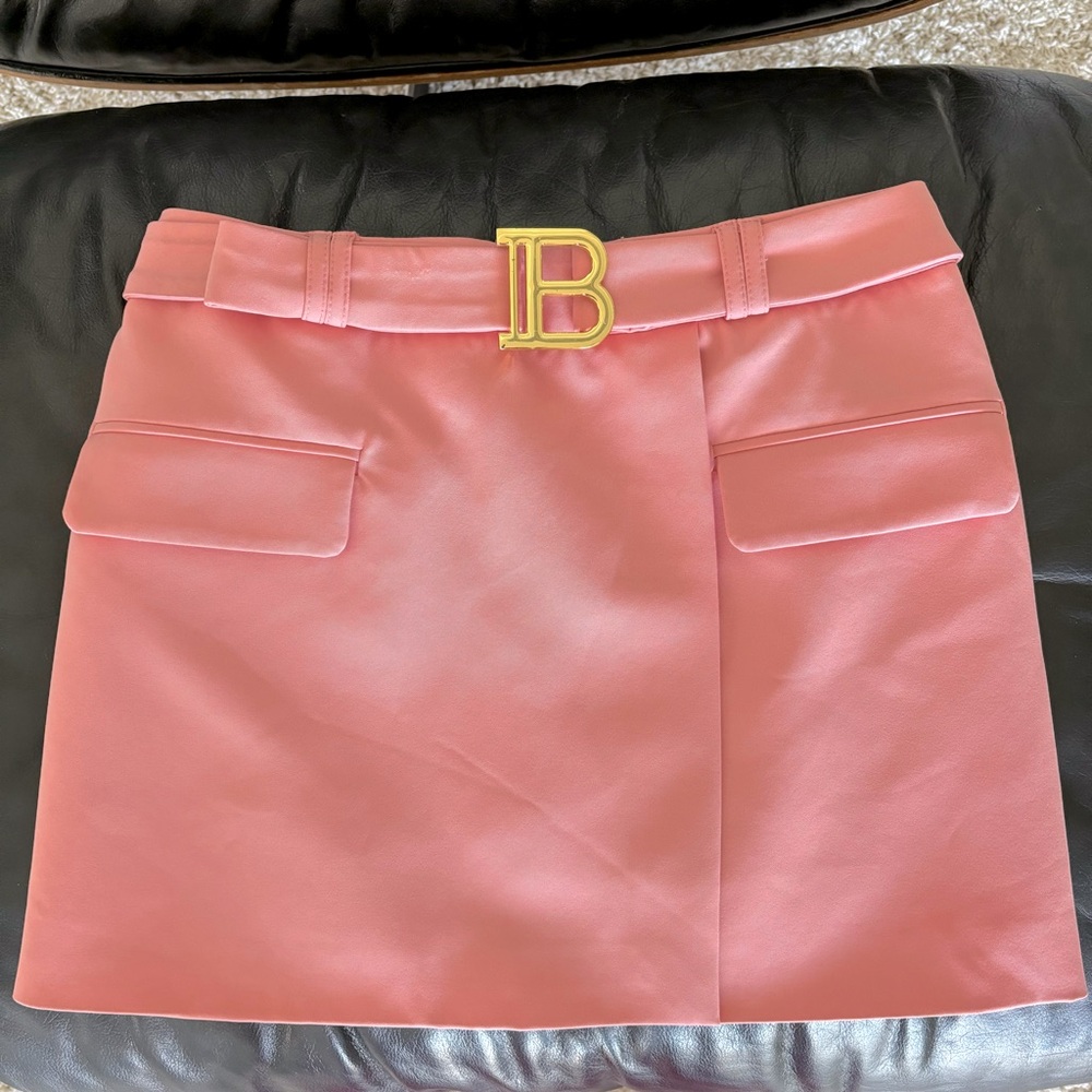 B “BALMAIN” Belted Pink Skirt